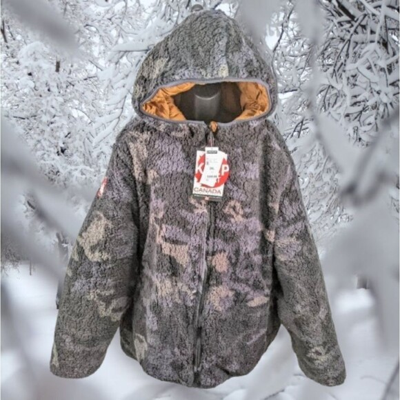 NWT - Canada Weather Gear Reversible Printed Sherpa Jacket - Picture 1 of 16